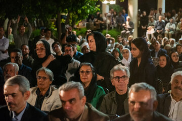 خانواده شهید خلبان مجید کاظمی آیین بزرگداشت حافظ با حضور وزیر ارشاد - شیراز
