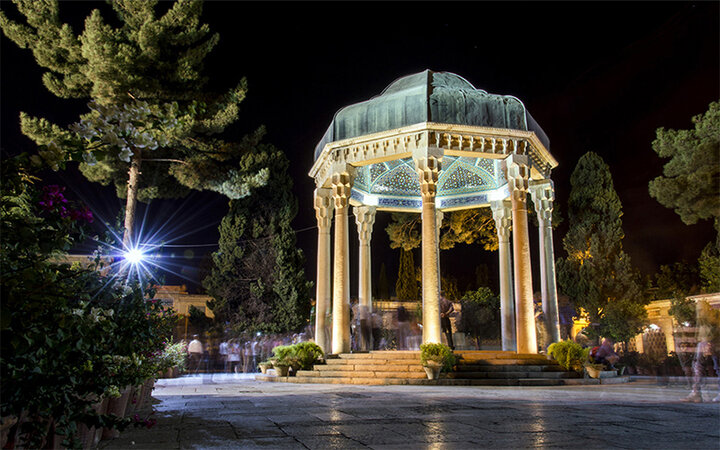 حافظ؛ سرمایه فرهنگی ایران برای گفت‌وگو با جهان و نسل جوان