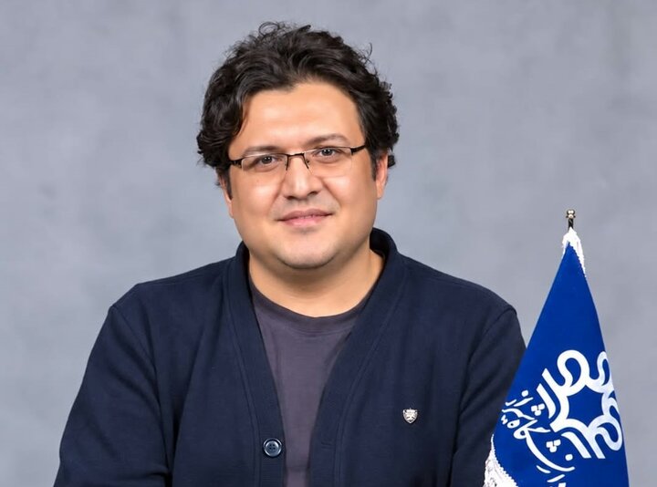 استادیار دانشگاه شیراز: عشق حافظ منطق سودمحور زندگی را به پرسش می‌کشد