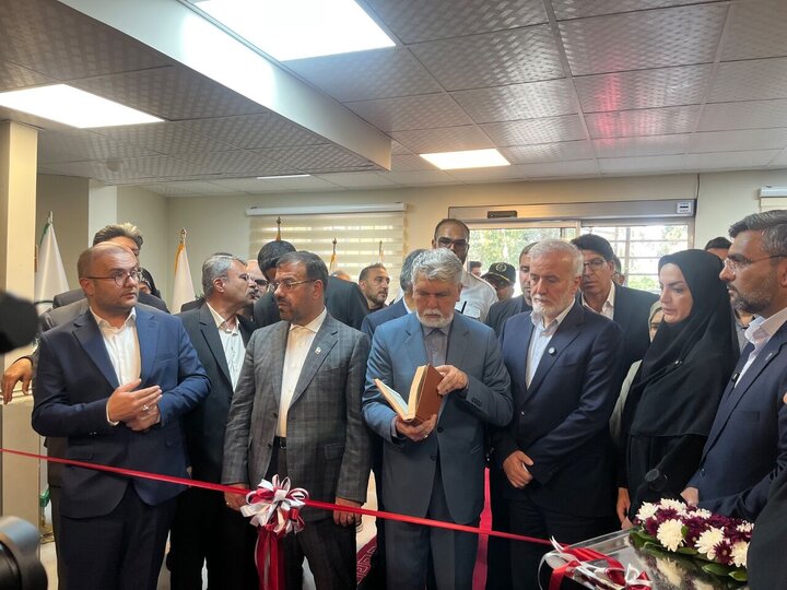 نخستین کتابخانه هوشمند فارس با حضور وزیر فرهنگ در شیراز افتتاح شد