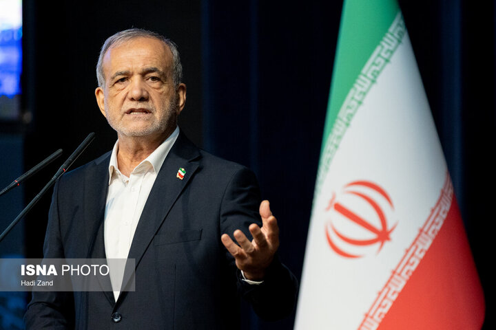پزشکیان: «حافظ»، تبلور روح انسان ایرانی است