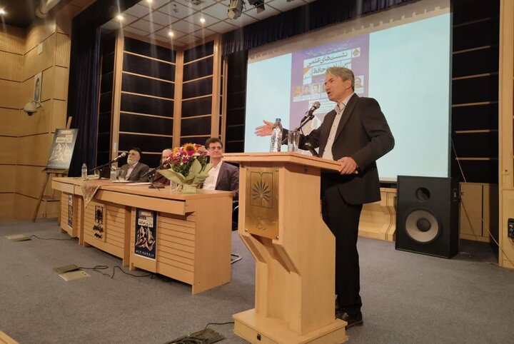 بررسی تأثیر شعر حافظ بر داستان‌نویسی، معماری و موسیقی در نشست‌ علمی سی‌امین یادروز حافظ