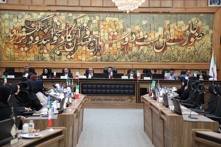 دوراندیش: هیات‌های ورزشی فارس از رویدادمحوری به برنامه‌محوری حرکت کنند