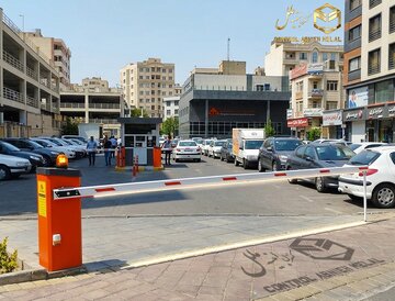 مقایسه انواع راهبند پارکینگی: راهبند بوم‌دار، ستونی (بولارد) یا زنجیری؟ کدام بهتر است؟