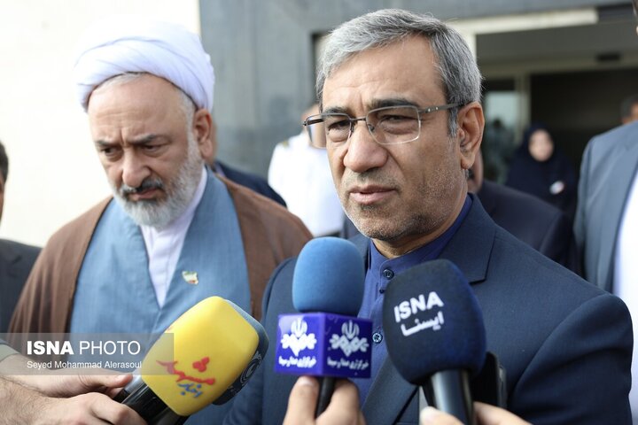 اینکه تمام نیازهای مشهد صرفا از طریق مولدسازی دارایی‌های خود مشهد تأمین شود، کافی نیست