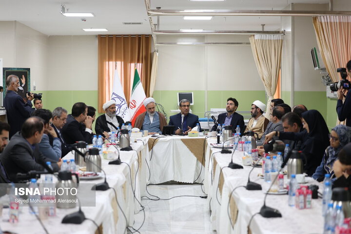 استاندار خراسان‌رضوی: پروژه‌های نیمه‌تمام نباید به بهانه کمبود منابع معطل بمانند