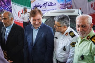 ارسلان زارع استاندار بوشهر و سید تیمور حسینی رئیس پلیس راهور کشور
