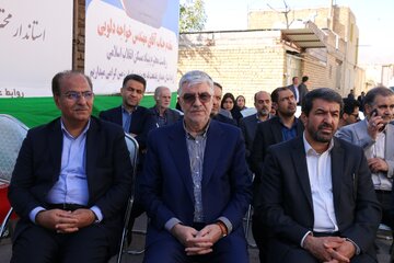 بازدید و افتتاح خانه های امید توسط منوچهر خواجه دلویی رئیس بنیاد مسکن انقلاب اسلامی 