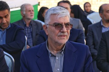 بازدید و افتتاح خانه های امید توسط منوچهر خواجه دلویی رئیس بنیاد مسکن انقلاب اسلامی 