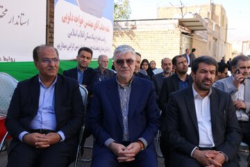 بازدید و افتتاح خانه های امید توسط منوچهر خواجه دلویی رئیس بنیاد مسکن انقلاب اسلامی 