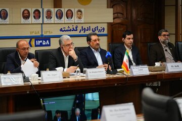 تأکید وزیر صمت بر توسعه همکاری‌های اقتصادی ایران و اوراسیا