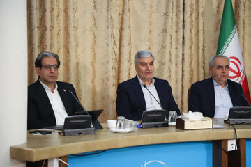 جلسه نشست دانشگاهیان استان با معاون اجرایی رئیس جمهور