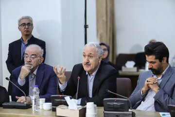 جلسه نشست دانشگاهیان استان با معاون اجرایی رئیس جمهور