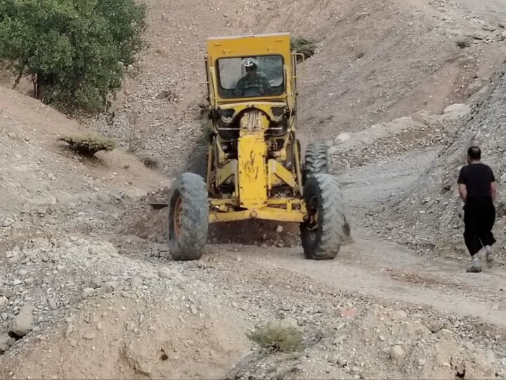 محورهای روستایی مسدود شده بر اثر بارش‌های اخیر در بخش بازفت شهرستان کوهرنگ بازگشایی شدند