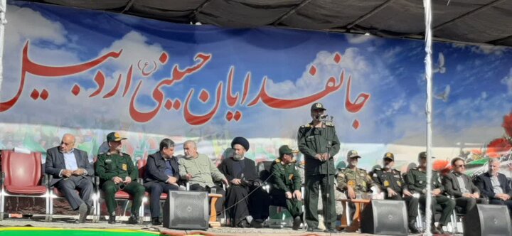 وحدت و انسجام ملی از عوامل اصلی ایستادگی ملت ایران در برابر فشارهای دشمنان است