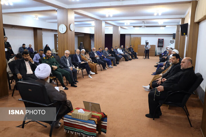 ضرورت صیانت از ظواهر دینی در جامعه/پیشرفت واقعی در گروی پیوند ناگسستنی علم و دین است