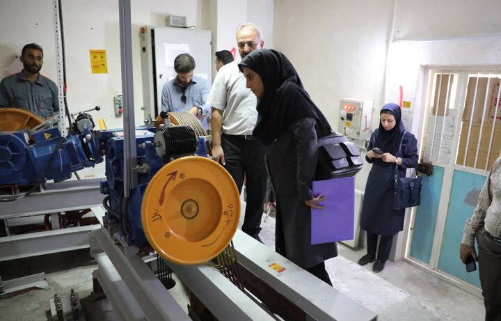 اجرای مانور تخصصی بازرسی آسانسورهای مراکز پرتردد میناب با هدف ارتقای ایمنی شهروندان