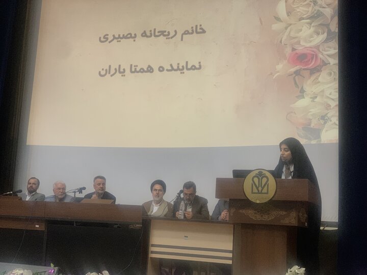 نشست پرسش‌وپاسخ تشکل‌های دانشجویی دانشگاه علوم‌پزشکی‌گلستان با معاون وزیر بهداشت برگزار شد