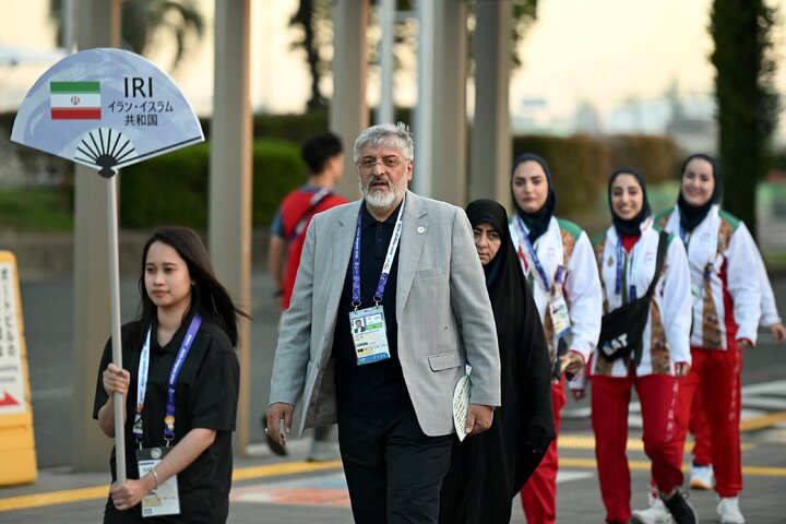 اهتزاز پرچم ایران در دهکده بازی‌های پاراآسیایی آیچی–ناگویا