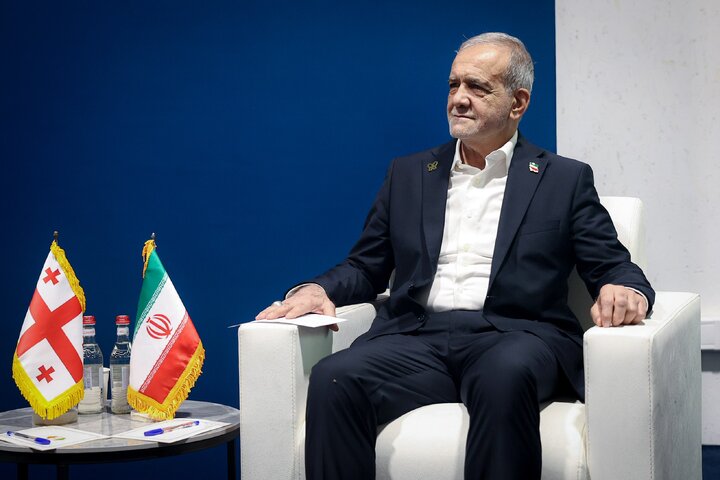 دیدار پزشکیان با نخست وزیران گرجستان و ارمنستان