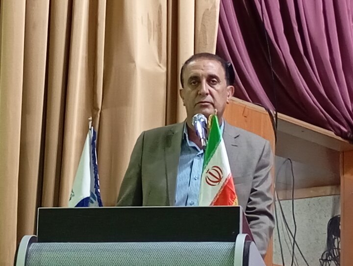 تجلیل از دانشجویان فعال دانشگاه آزاد یاسوج در جشن روز پرستار