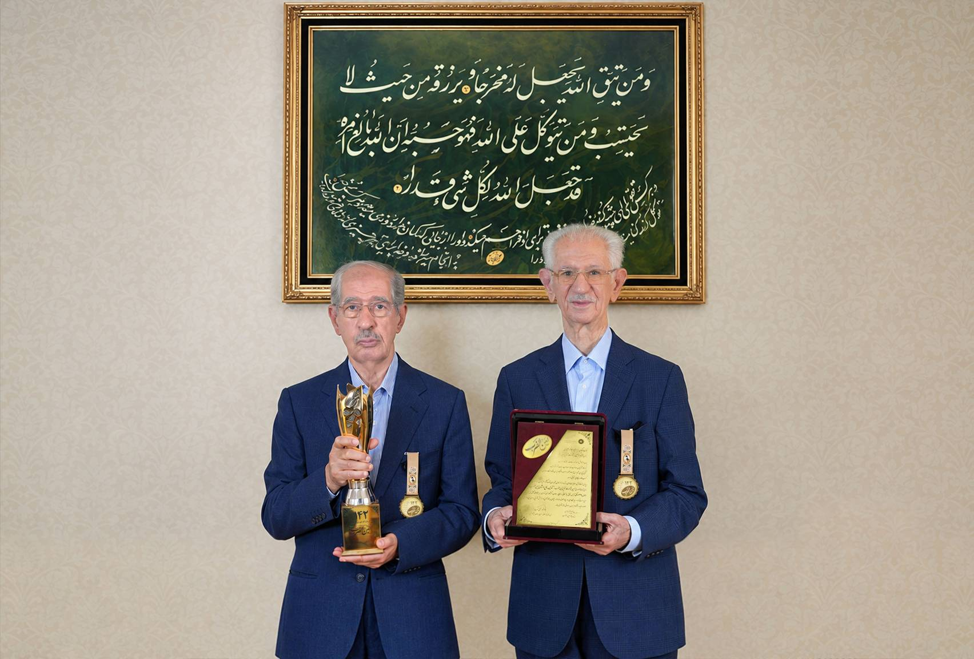دهمین جشنواره کارآفرینی امین الضرب با معرفی منتخبین برگزار شد.