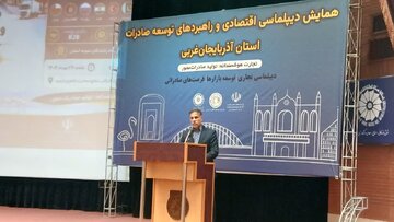 صادرات ۲۱ میلیارد دلاری کشور در سال جاری