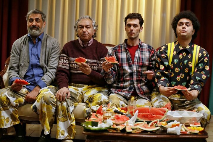 حرفی برای گفتن داشته باشیم اما شعار ندهیم