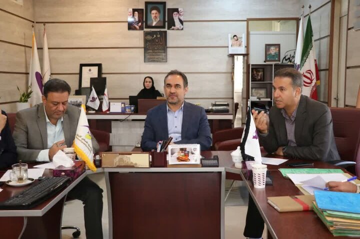 زمین‌های شهرک‌های صنعتی فارس باید به طرح‌های مولد اختصاص یابد