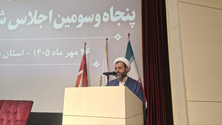 شهردار نور خواستار افزایش اختیارات شهرداریها در مدیریت سواحل و پارکهای جنگلی شد