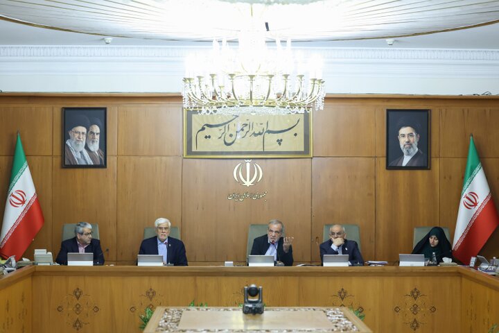 رئیس‌جمهور دستور داد تمام منابع حاصل از صرفه‌جویی‌ها به افزایش اعتبار کالابرگ اختصاص یابد