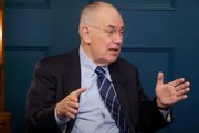 مرشایمر: آمریکا راهی برای خروج از بحران‌های اوکراین و خاورمیانه ندارد