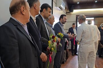 آزادی ۳۱ زندانی جرایم مالی غیرعمد در فارس با کمک ۲۰ میلیارد ریالی خیر شیرازی