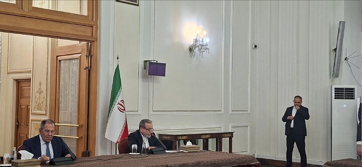 عراقچی: شراکت راهبری بین ایران و روسیه وجود دارد .