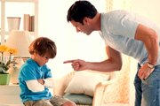 چه مواقعی نباید به کودک "تذکر" داد