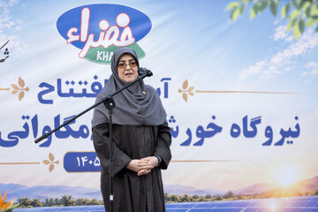 سخنرانی سخنگوی دولت در افتتاح نیروگاه خورشیدی ۶ مگاواتی در سفر به اراک
