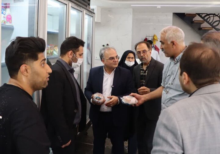 فرماندار سمنان: کمبودی در تأمین فرآورده‌های پروتئینی وجود ندارد/آغاز توزیع ۱۰ تن مرغ منجمد