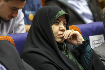 زهرا شیخی، معاون فناوری و پژوهش جهاددانشگاهی در گردهمایی اعضای هیأت علمی علوم انسانی جهاددانشگاهی سراسر کشور