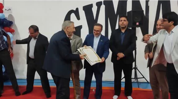 افزایش سرانه ورزشی ملایر به ۵۳ سانتی‌متر؛ ۹ زمین چمن مصنوعی در سه سال گذشته افتتاح شد