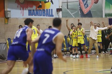 هفته نخست لیگ برتر بسکتبال ؛ پالایش نفت آبادان - استقلال تهران