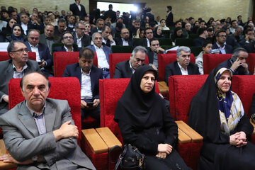 آیین نکوداشت روز جهانی استاندارد و تجلیل از واحدهای نمونه استان آذربایجان شرقی