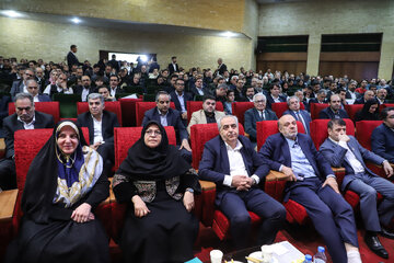 آیین نکوداشت روز جهانی استاندارد و تجلیل از واحدهای نمونه استان آذربایجان شرقی