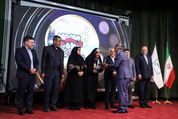 آیین نکوداشت روز جهانی استاندارد و تجلیل از واحدهای نمونه استان آذربایجان شرقی