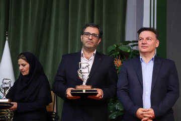آیین نکوداشت روز جهانی استاندارد و تجلیل از واحدهای نمونه استان آذربایجان شرقی
