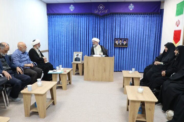 امام‌جمعه سمنان: برای استفاده از ظرفیت‌ فرهنگی و تبلیغی اقشار مختلف جامعه برنامه‌ریزی شود