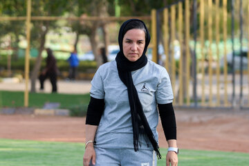 مریم جهان‌نجاتی، سرمربی تیم فوتبال گلگهر سیرجان