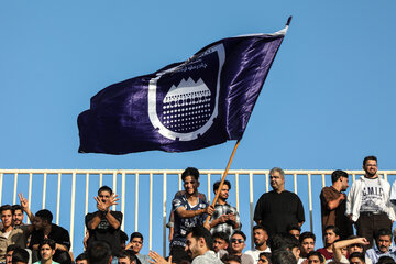 هواداران تیم چادرملو اردکان 