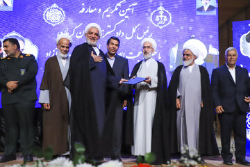 آیین تکریم و معارفه رییس کل دادگستری استان کرمان