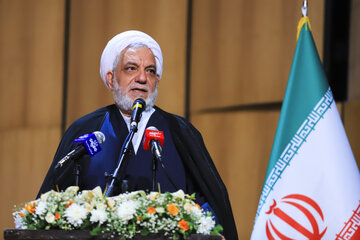سخنرانی حجت‌الاسلام والمسلمین ابراهیم حمیدی رئیس پیشین کل دادگستری استان در آیین تکریم و معارفه رییس کل دادگستری استان کرمان