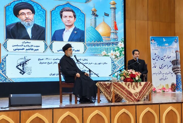 نماز، عامل آرامش و مقابله با جنگ روانی دشمن است